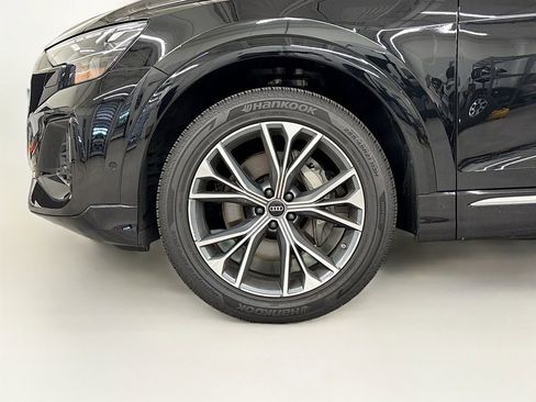 Certified 2025 Audi Q8 Premium Plus w/ Premium Plus Package image 24