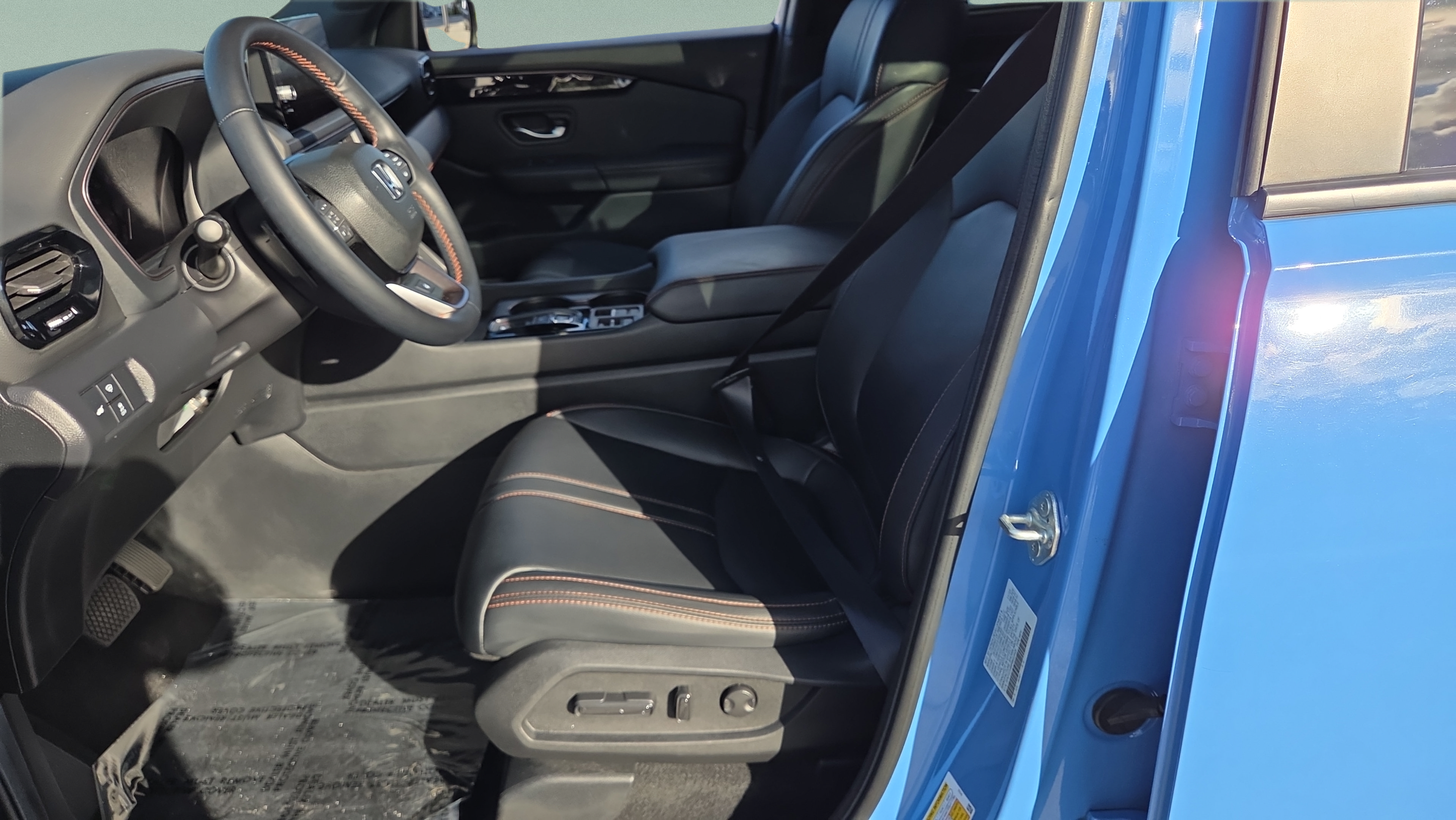 Used 2024 Honda Pilot TrailSport image 9