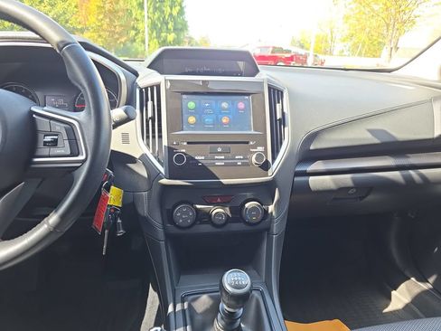 Used 2019 Subaru Crosstrek 2.0i Premium AWD/4WD image 24