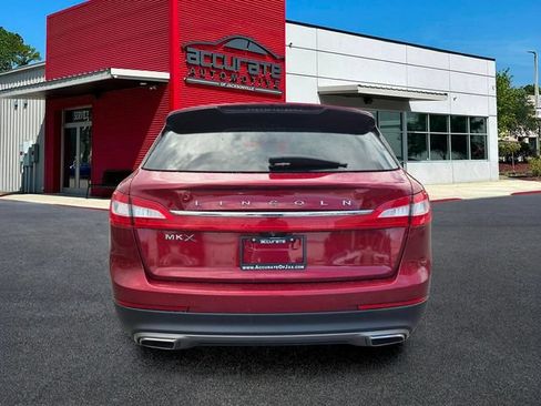 Used 2018 Lincoln MKX Reserve FWD image 4
