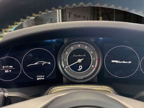 Used 2022 Porsche 911 Turbo S AWD/4WD image 21
