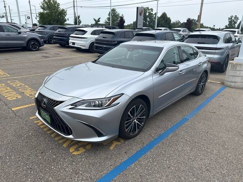 Used 2022 Lexus ES 350 w/ Premium Package FWD image 1