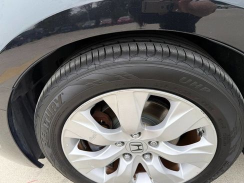 Used 2010 Honda Accord EX-L image 11