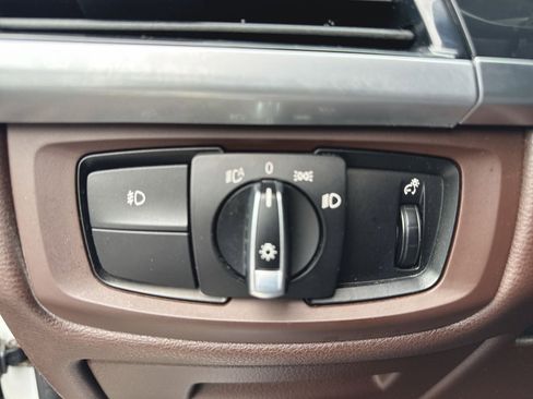 Used 2014 BMW X5 xDrive35d image 21