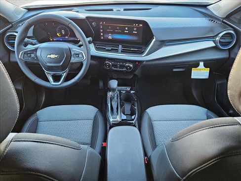 New 2026 Chevrolet Trax LT w/ LT Convenience Package image 15