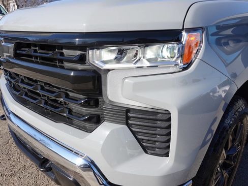 Used 2024 Chevrolet Silverado 1500 LT image 56