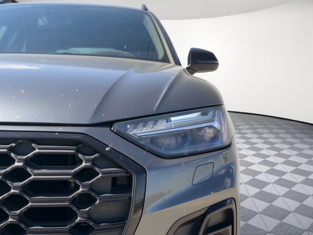 Used 2023 Audi SQ5 Prestige AWD/4WD image 12