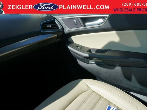 Used 2023 Ford Edge SEL AWD/4WD image 32