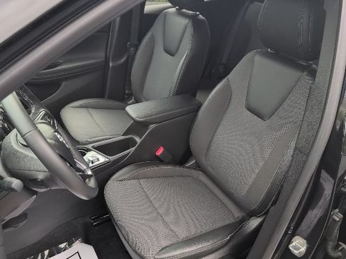 Used 2022 Buick Encore GX Preferred w/ Cold Weather Comfort Package FWD image 14