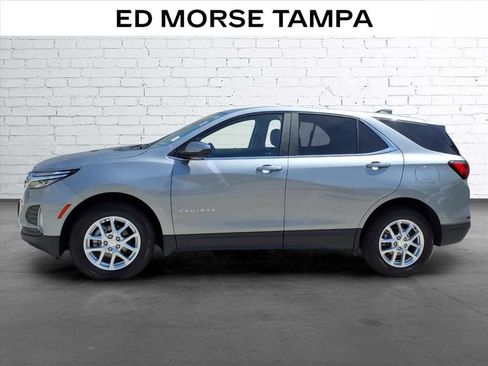Used 2024 Chevrolet Equinox LT AWD/4WD image 2
