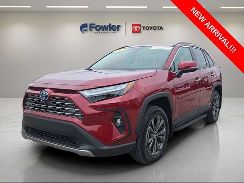 Used 2023 Toyota RAV4 Limited AWD/4WD image 3