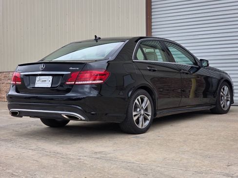 Used 2016 Mercedes-Benz E 350 4MATIC Sedan image 5
