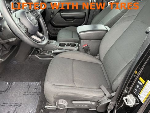 Used 2021 Jeep Wrangler Unlimited Sport image 10