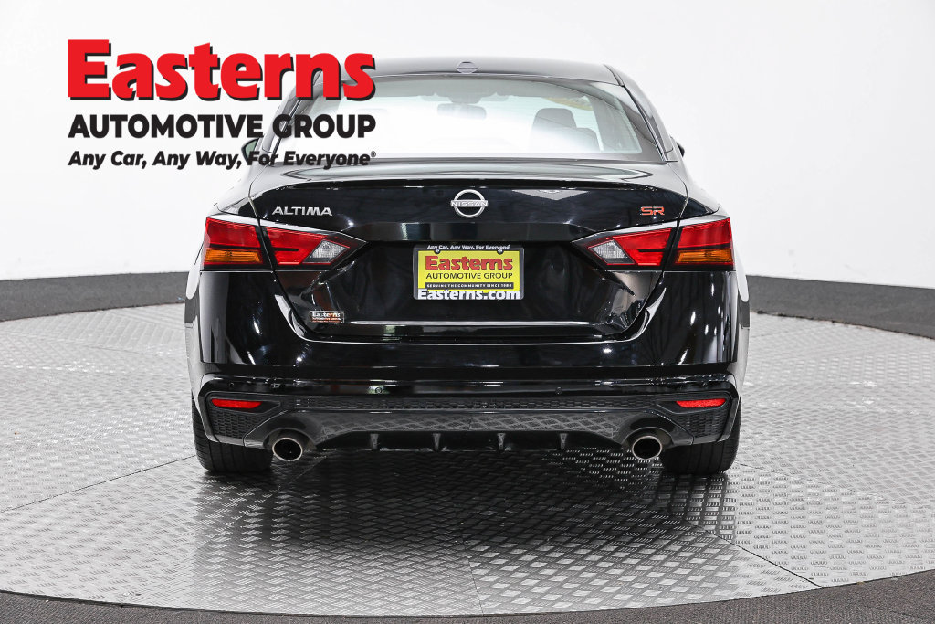 Used 2024 Nissan Altima 2.5 SR FWD image 7