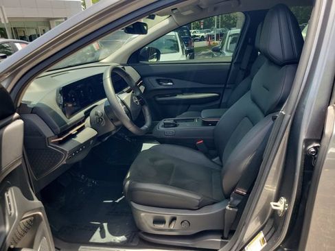 Certified 2023 Nissan Ariya AWD image 15