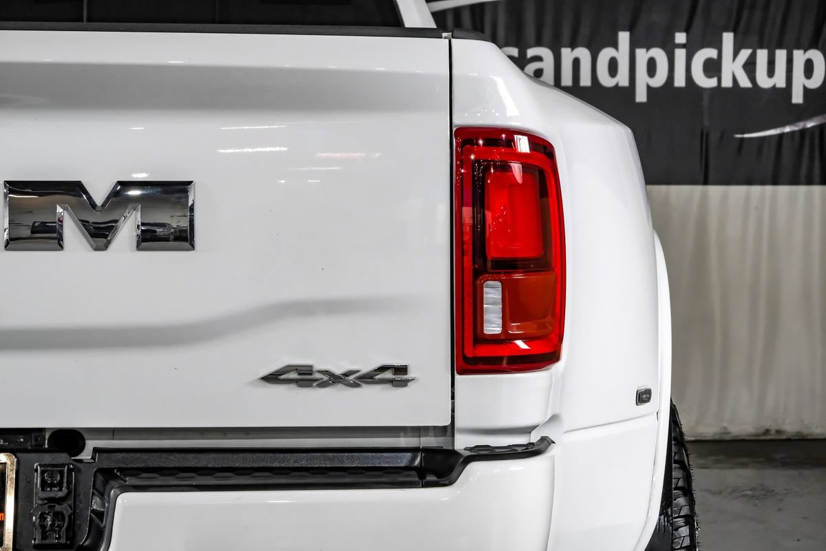 Used 2025 RAM 3500 Longhorn AWD/4WD image 41