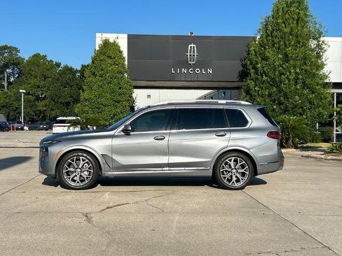 Used 2025 BMW X7 xDrive40i AWD/4WD image 2