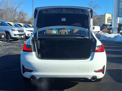 Used 2020 BMW 330i xDrive Sedan w/ Premium Package image 10