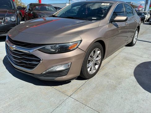 Used 2019 Chevrolet Malibu LT FWD image 10