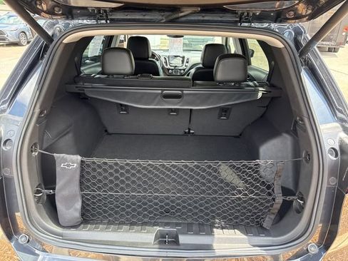 Used 2022 Chevrolet Equinox Premier FWD image 21