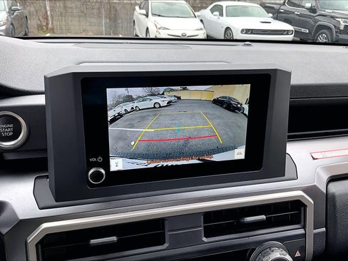 Certified 2025 Toyota 4Runner SR5 image 25