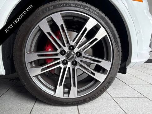 Used 2020 Audi SQ5 Prestige w/ Prestige Package AWD/4WD image 12