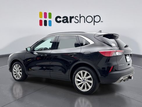 Used 2022 Ford Escape Titanium w/ Titanium Elite Package AWD/4WD image 3