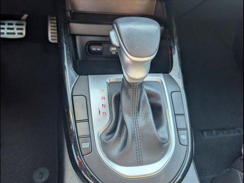 Used 2024 Kia Forte GT-Line w/ GT-Line Premium Package image 17