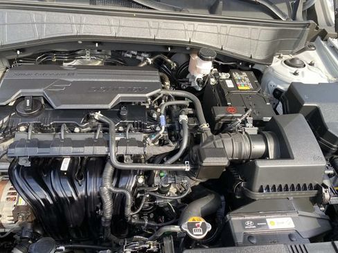 Used 2025 Hyundai Kona SEL AWD/4WD image 30