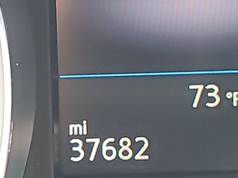 Used 2020 Volkswagen Tiguan S image 12