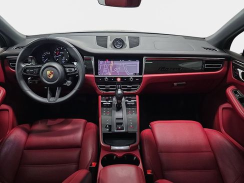 Certified 2024 Porsche Macan GTS AWD/4WD image 12