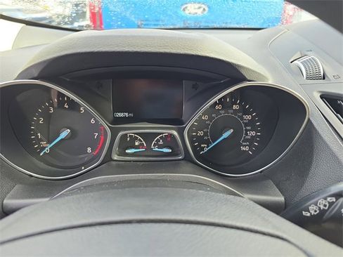 Used 2018 Ford Escape SE w/ SE Sync 3 Package image 18