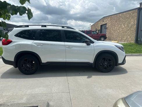 Used 2024 Subaru Ascent Onyx Edition AWD/4WD image 5