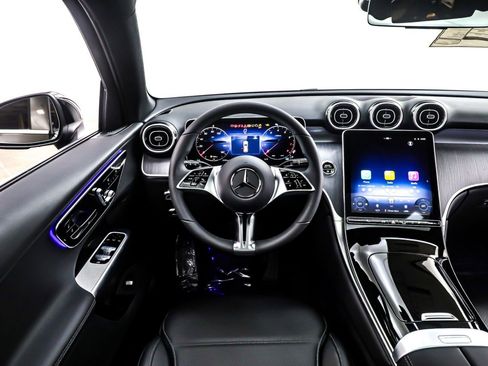 New 2026 Mercedes-Benz GLC 300 image 4