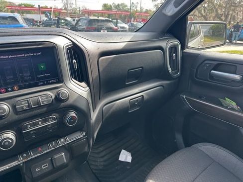 Used 2020 Chevrolet Silverado 1500 LT image 12