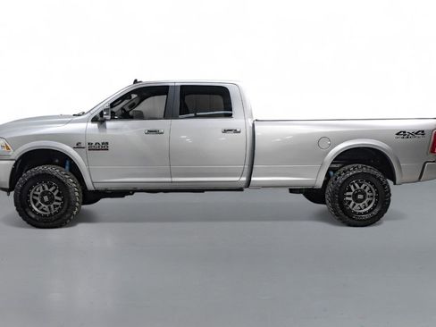 Used 2017 RAM 2500 Laramie w/ Off Road Package image 10