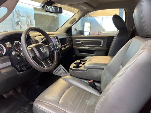 Used 2016 RAM 3500 Tradesman w/ Power & Remote Entry Group image 5