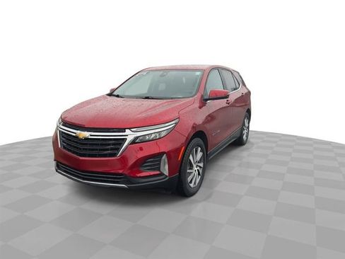 Certified 2024 Chevrolet Equinox LT image 3