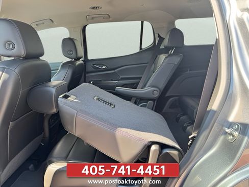 Used 2021 GMC Acadia SLT FWD image 20