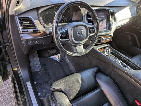 Used 2016 Volvo XC90 T8 Momentum w/ Vision Package image 10
