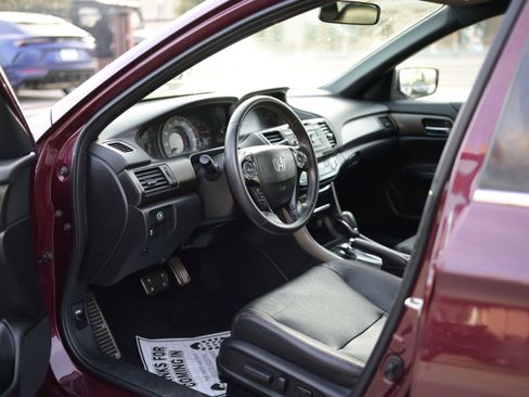 Used 2017 Honda Accord Sport Special Edition image 7