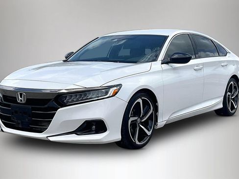 Used 2021 Honda Accord Sport image 2