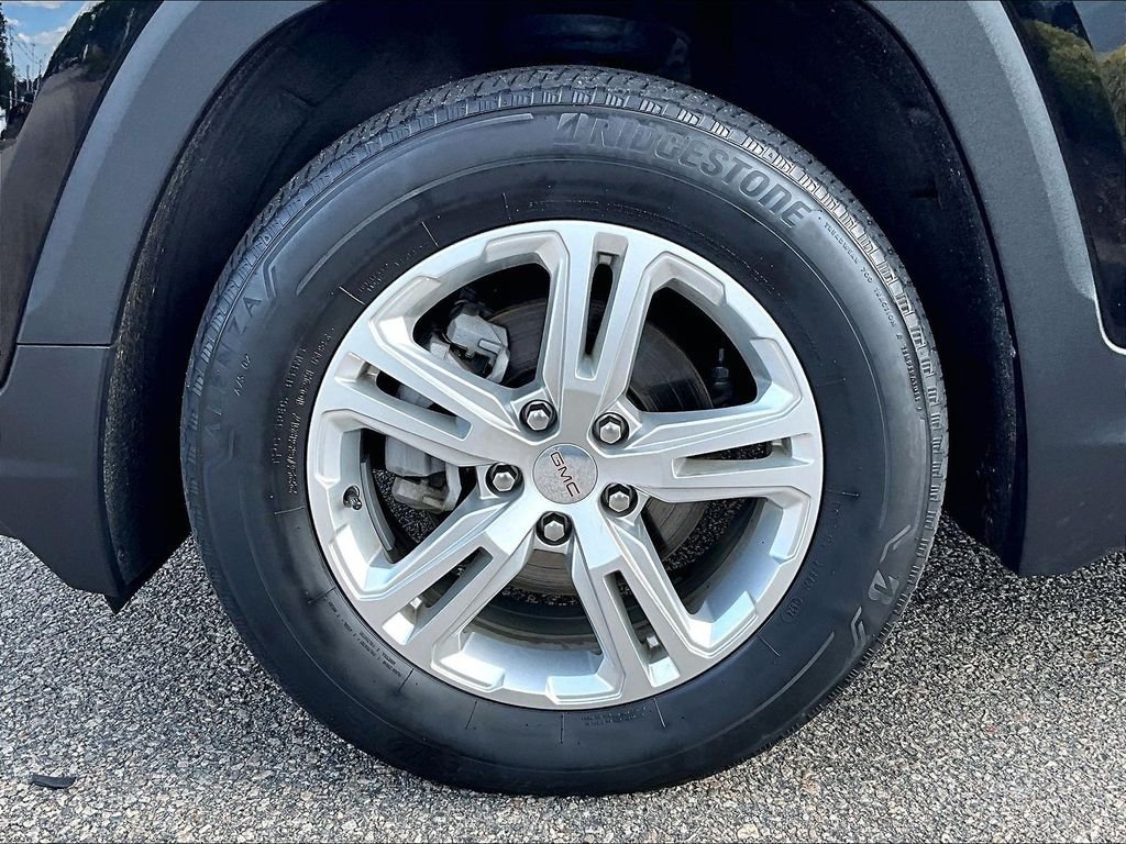 Used 2024 GMC Terrain SLE AWD/4WD image 7