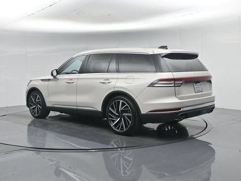 Used 2025 Lincoln Aviator Reserve w/ Equipment Group 201A AWD/4WD image 6