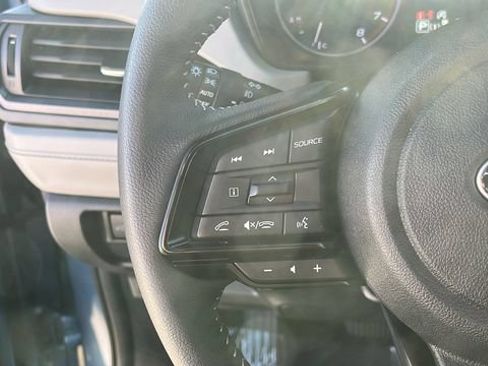 Used 2025 Subaru Forester Premium w/ Convenience Package #2 AWD/4WD image 9