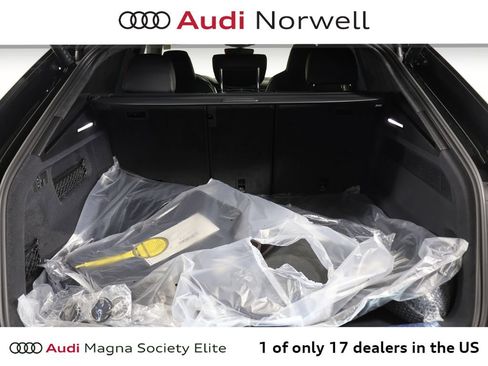 New 2026 Audi SQ8 Prestige AWD/4WD image 15