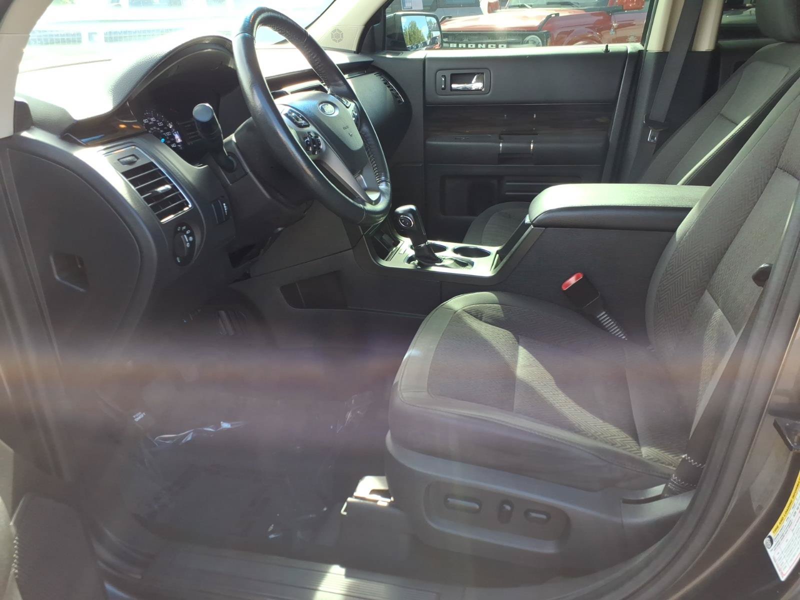 Used 2019 Ford Flex SEL w/ Class III Trailer Tow Package FWD image 11