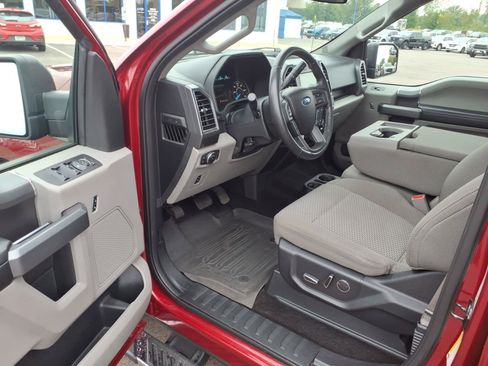 Used 2017 Ford F150 XLT w/ Equipment Group 302A Luxury AWD/4WD image 10