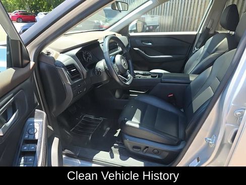 Used 2023 Nissan Rogue SV w/ SV Premium B Package AWD/4WD image 4