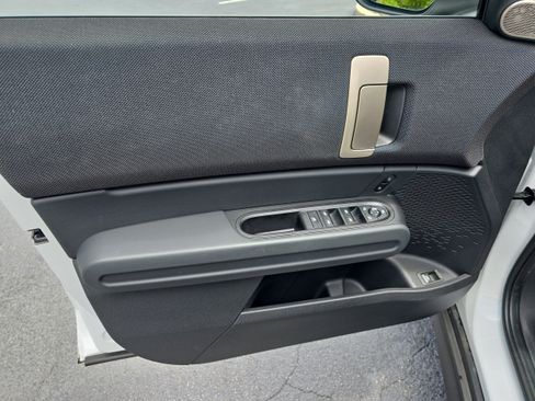 Used 2025 MINI Cooper Countryman S w/ Comfort Package Max image 16